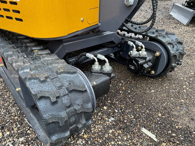 #3247-•-2026-ats-rt15r-mini-excavator-image-8