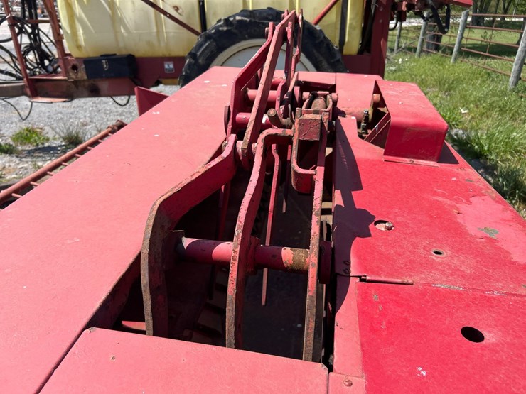 massey-ferguson-12-image-9