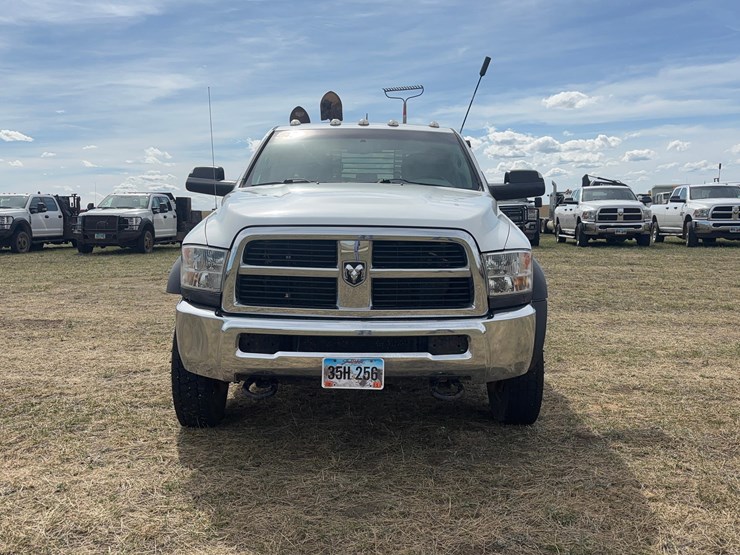 2013-ram-4500-hd-image-2