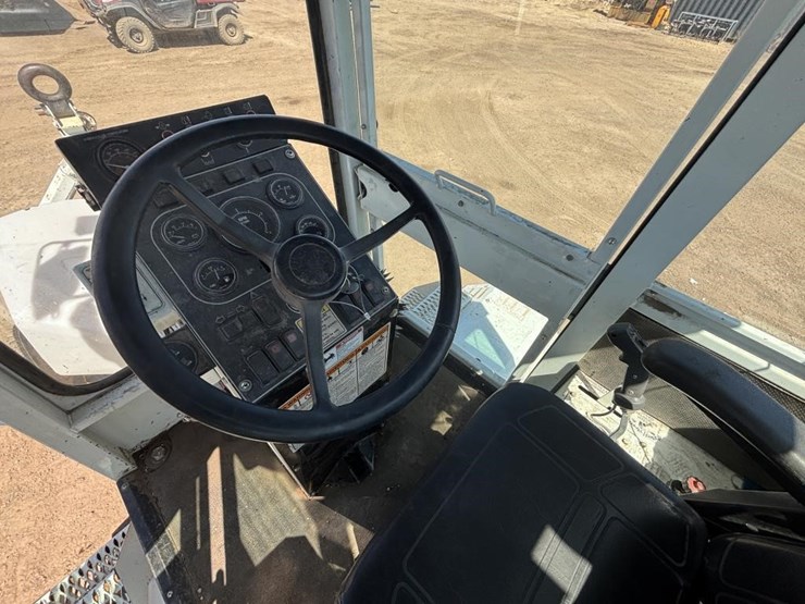 2005-rosco-rb48-image-21