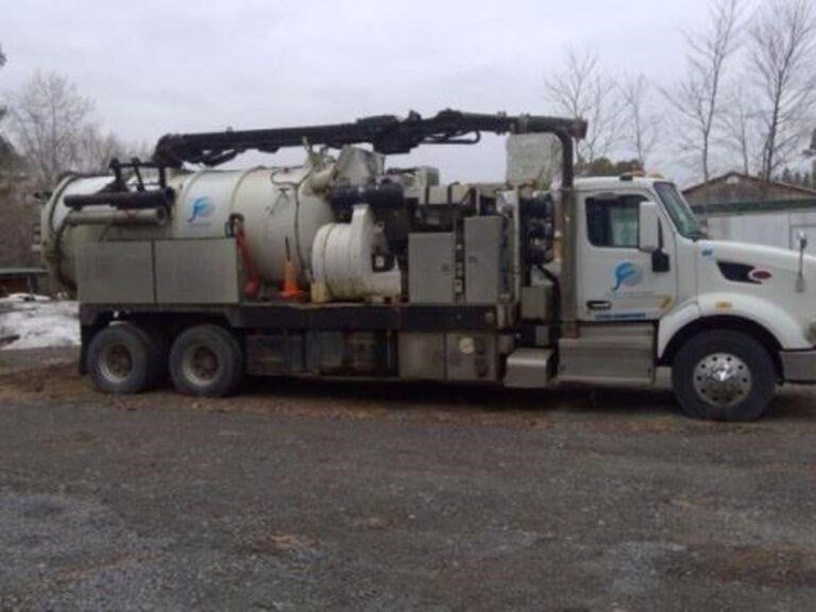 2014-peterbilt-567-image-3