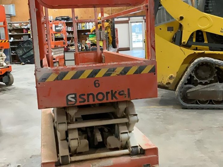 #413-•-2019-snorkel-19'-scissor-lift-image-7