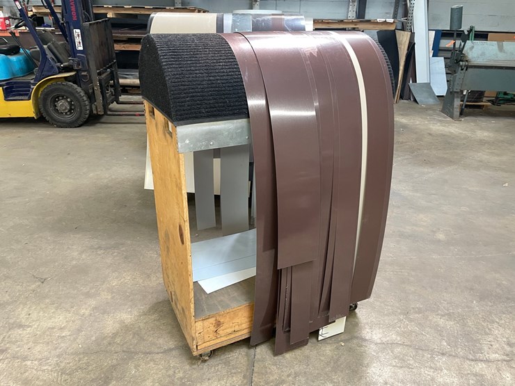 #2562-•-(3)-sheet-metal-carts-(columbia-heights,-mn)-image-8