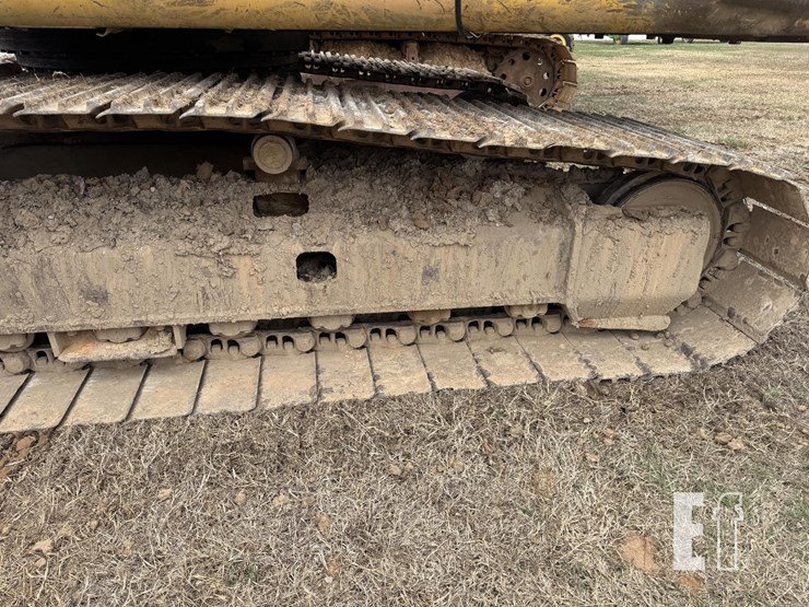 deere-230-lc-image-21