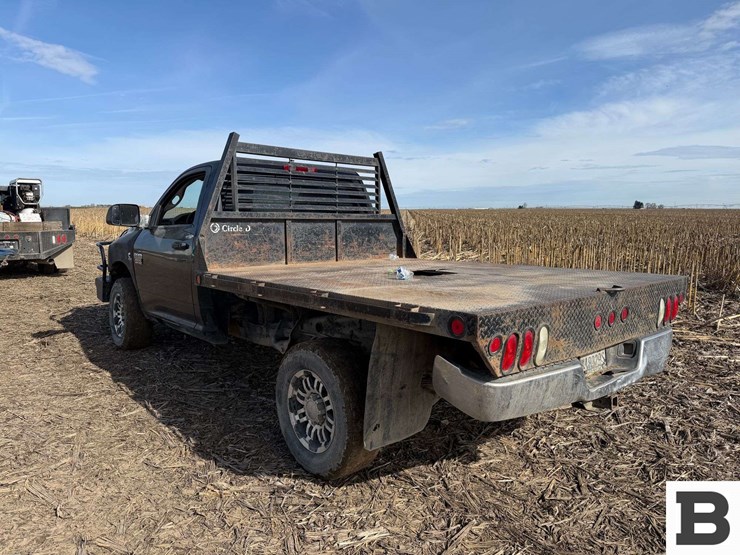 2011-dodge-ram-2500-image-3