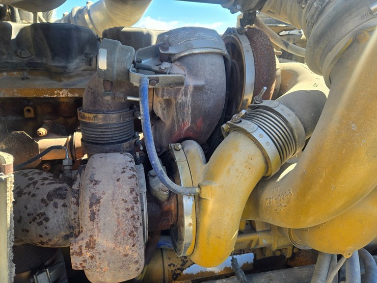 2005-peterbilt-379-image-49