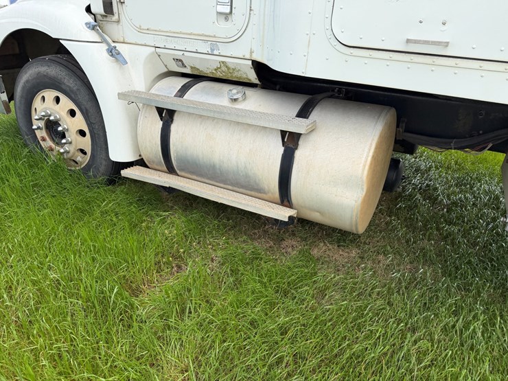 2000-international-9200-image-32