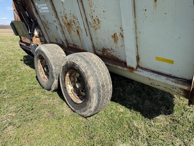 kuhn-knight-8132-image-10