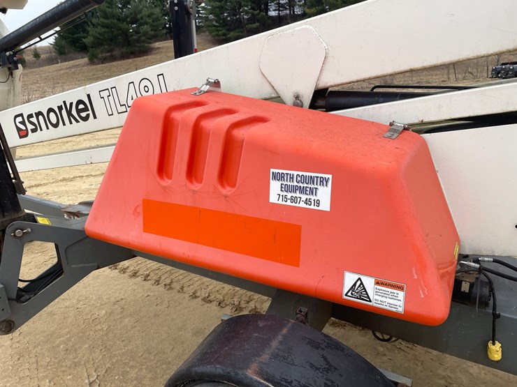 #7513-•-(m-4)-2018-snorkel-tl49j-towable-boom-lift-image-9