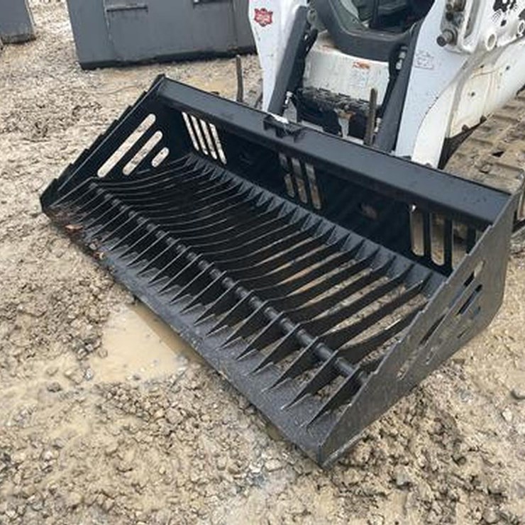 Wildcat 80" Skid Steer Smooth Edge Skeleton Bucket