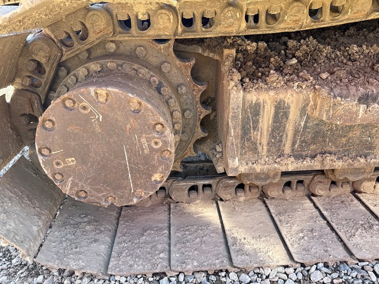 2009-deere-225-lc-image-78