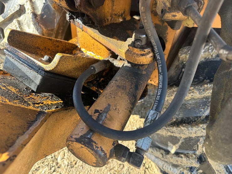 case-maxi-sneaker-image-53