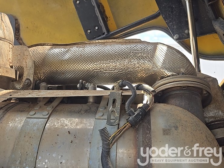 2021-volvo-l90h-image-107