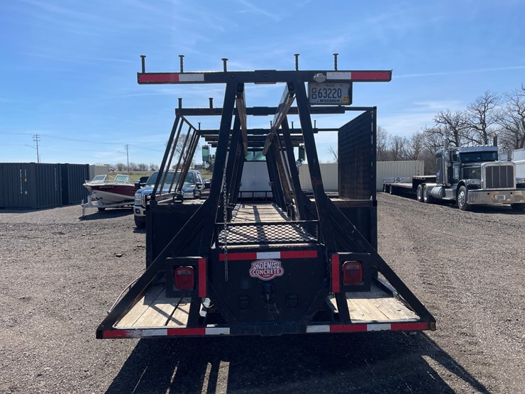 1995-peterbilt-330-image-7