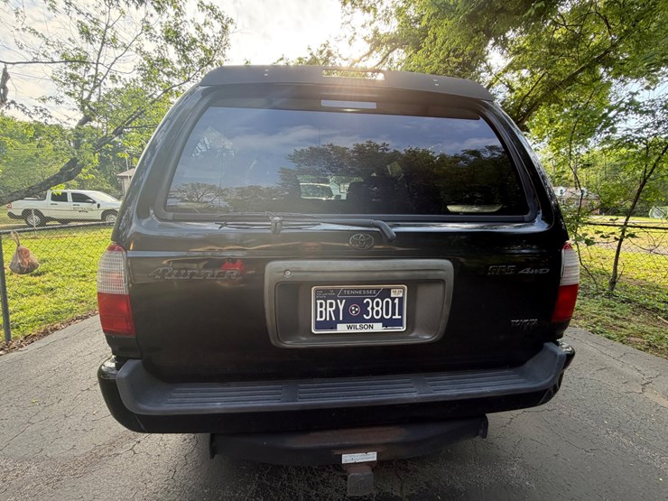 1999-toyota-4-runner-image-8