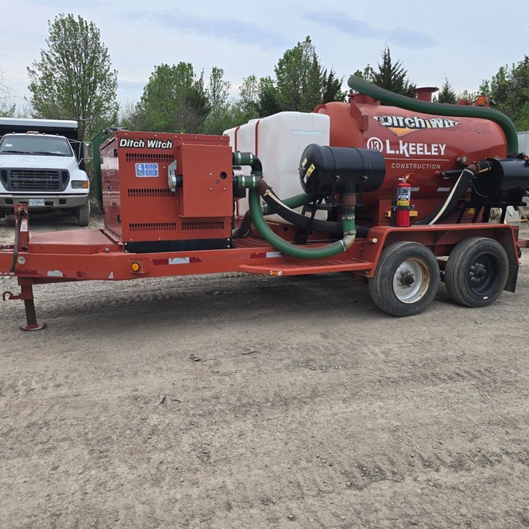 2017 DITCH WITCH FX30