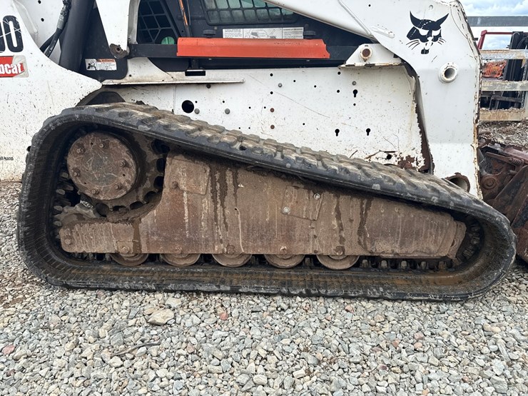 bobcat-t300-image-40