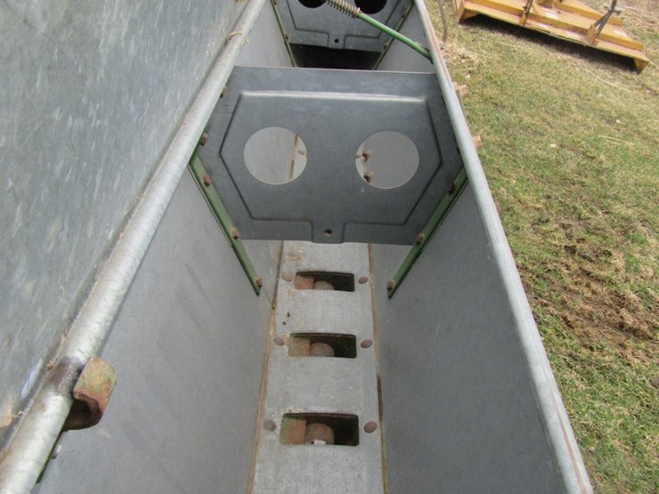 john-deere-10-image-8