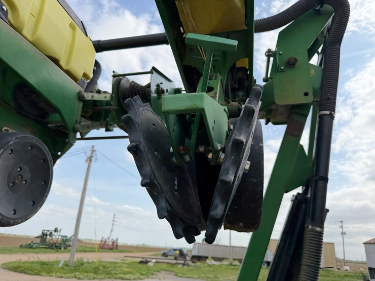 john-deere-1720-image-54