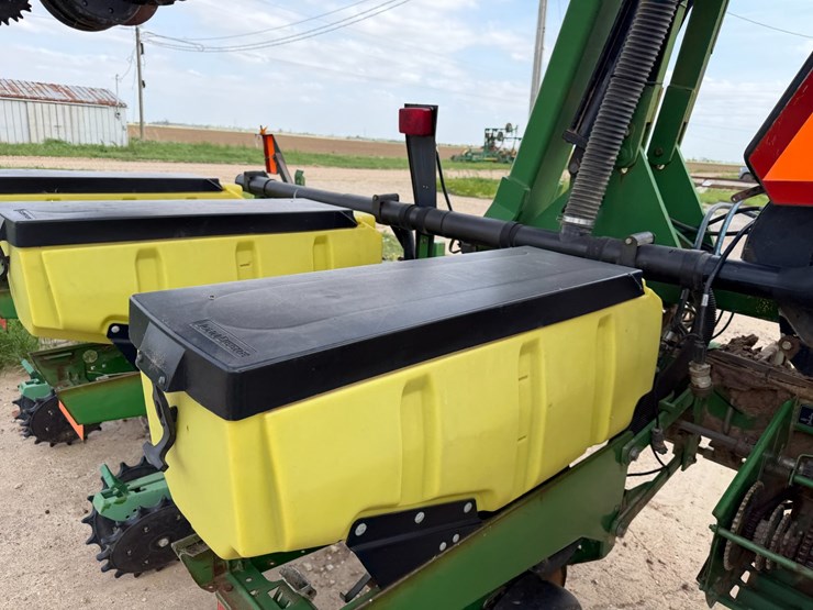 john-deere-1720-image-48