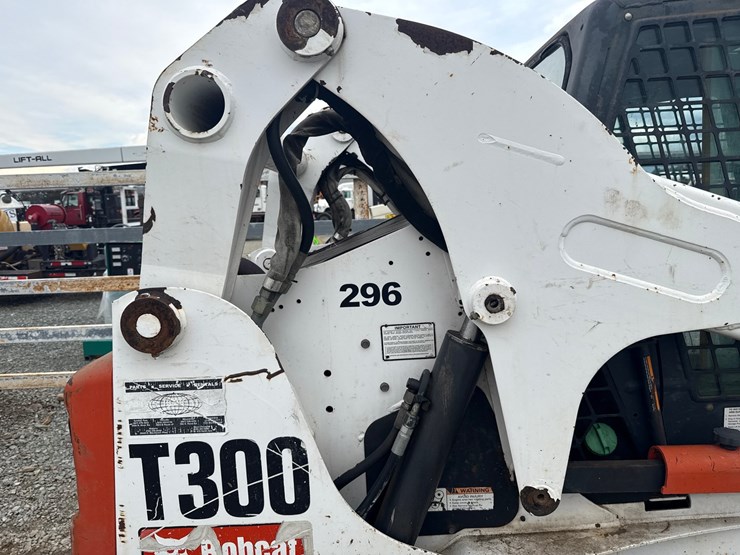 bobcat-t300-image-17