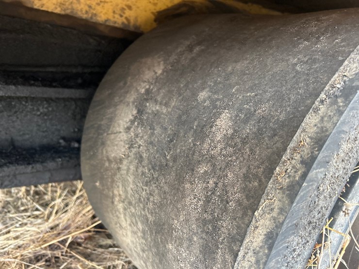 caterpillar-ap-1055b-image-48