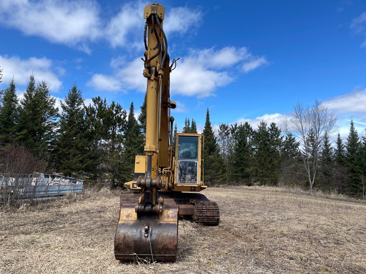 caterpillar-225-image-2