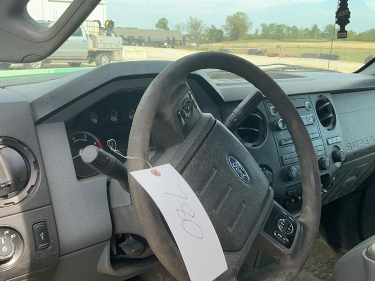 2014-ford-f450-image-21