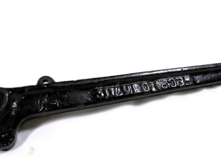 #44-•-cast-iron-steam-whistle-lever-handle-–-feco-marked-image-5