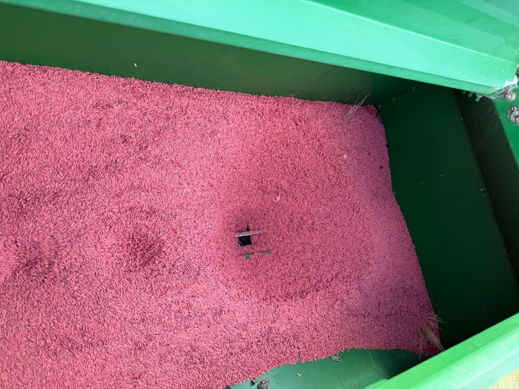 john-deere-1590-image-110