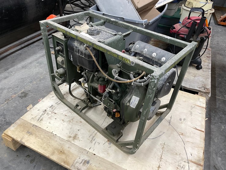 #7547-•-military-diesel-generator-image-3