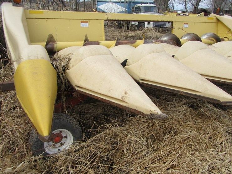 new-holland-996-image-2