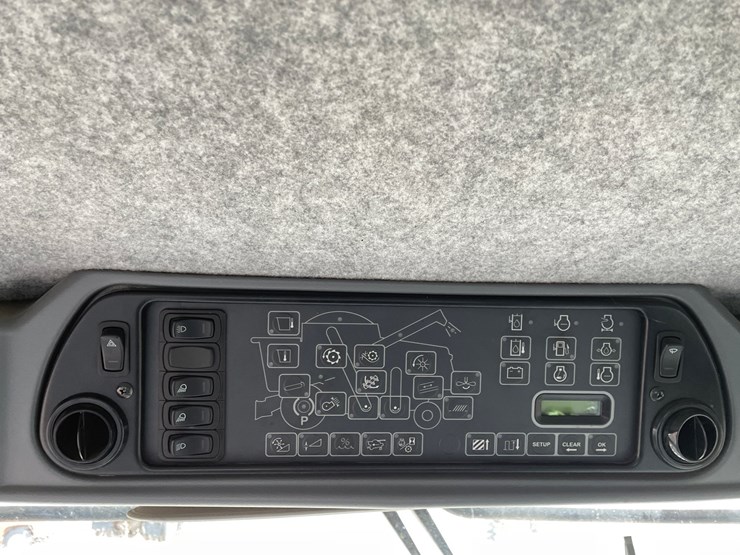 gleaner-r65-image-57