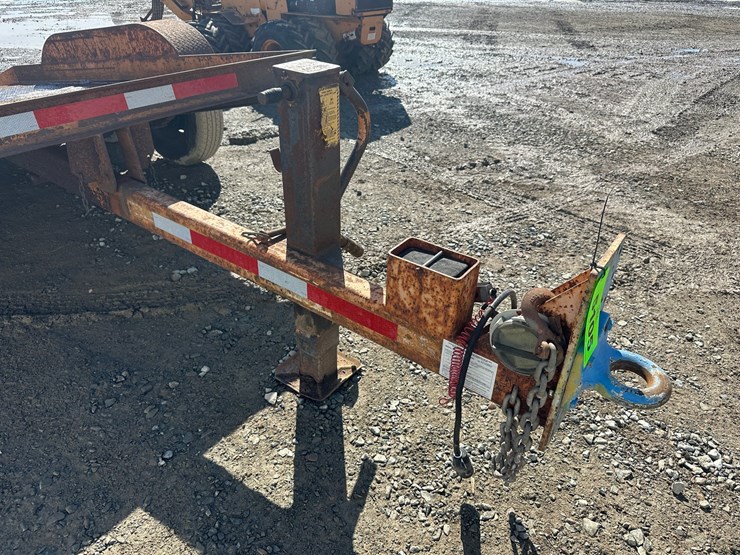 case-maxi-sneaker-image-69