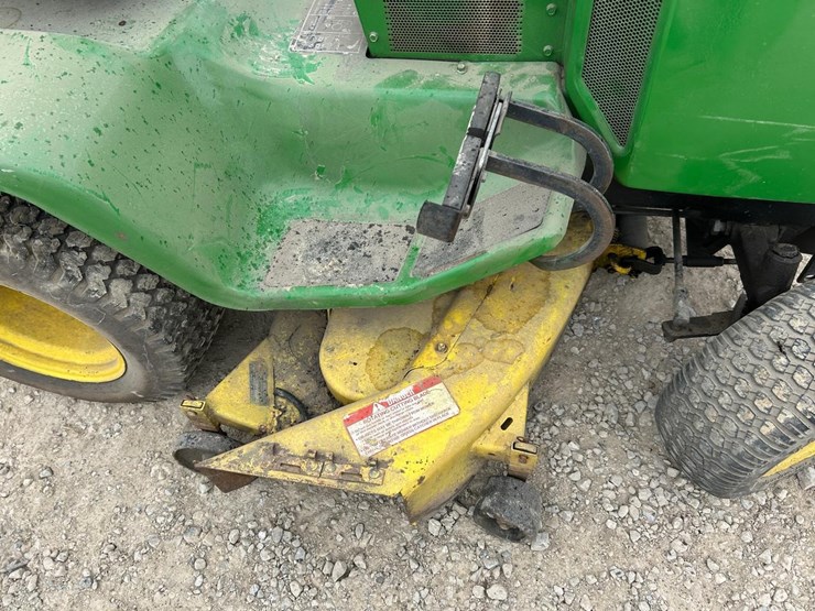 john-deere-318-image-10