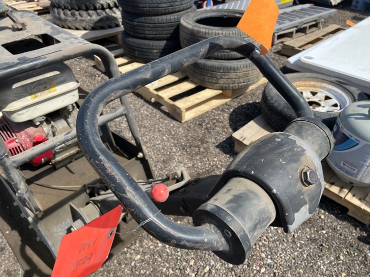 #3452-•-2016-packer-brothers-cnp330y-plate-compactor-image-4