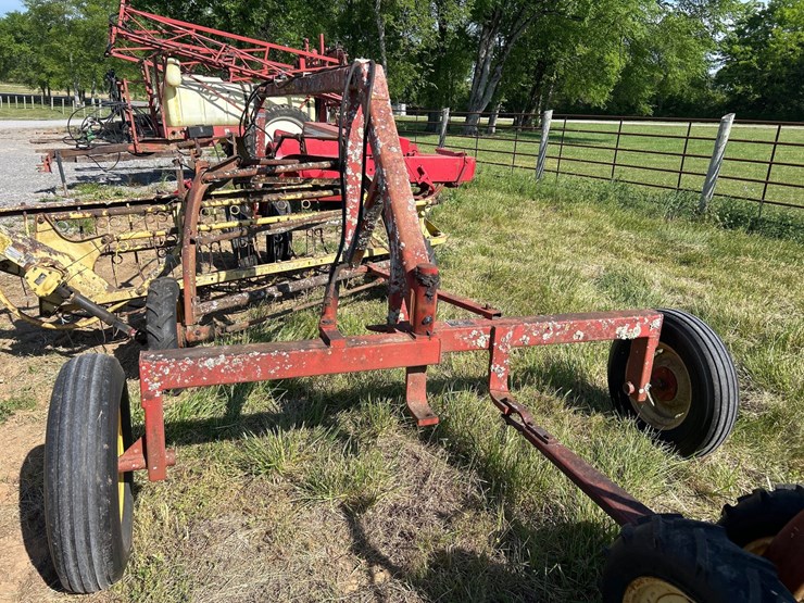 new-holland-252-image-3