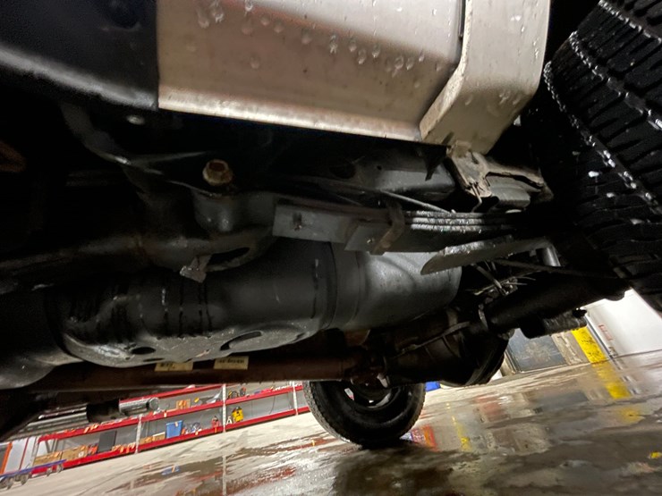 2012-dodge-3500-image-95