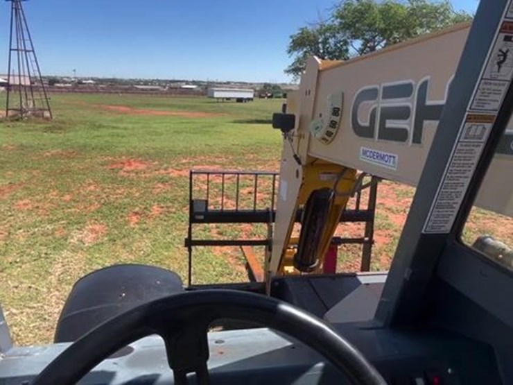 2017-gehl-rs8-42-image-4