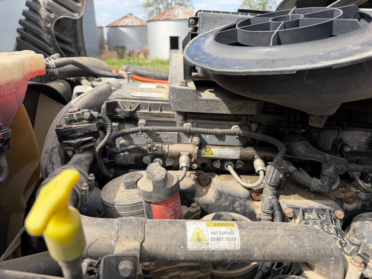 #45283-•-2016-freightliner-cascadia-daycab-truck-tractor-vin:-3akjgedv9gsgy4090-image-46