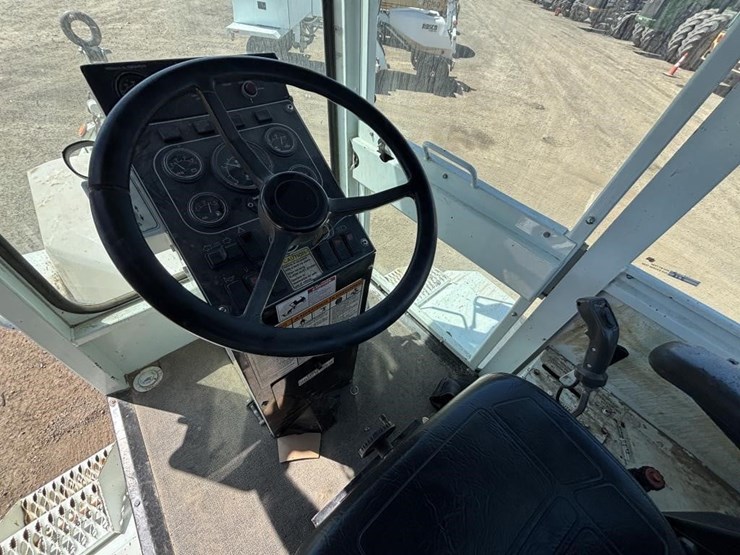 2005-rosco-rb48-image-23