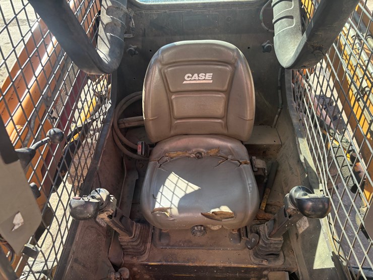 2011-case-sr220-image-31