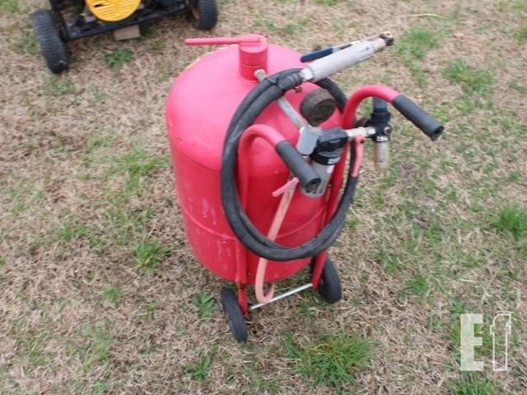 #1110-portable-soda-blaster-image-3