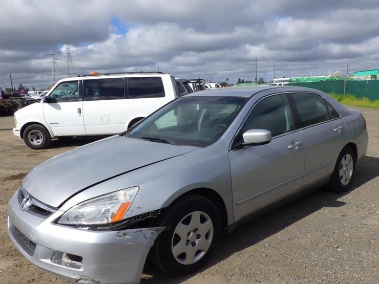 2007-honda-accord-sedan-image-1