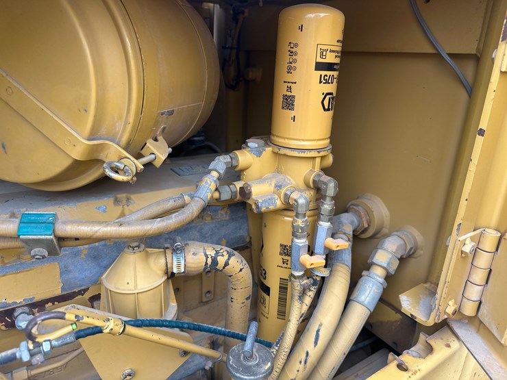 caterpillar-cp-563c-image-48