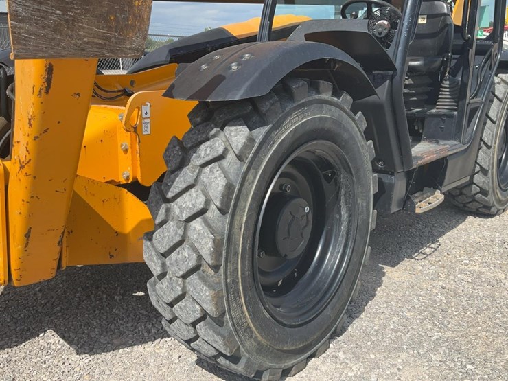 2022-jcb-510-56-image-30