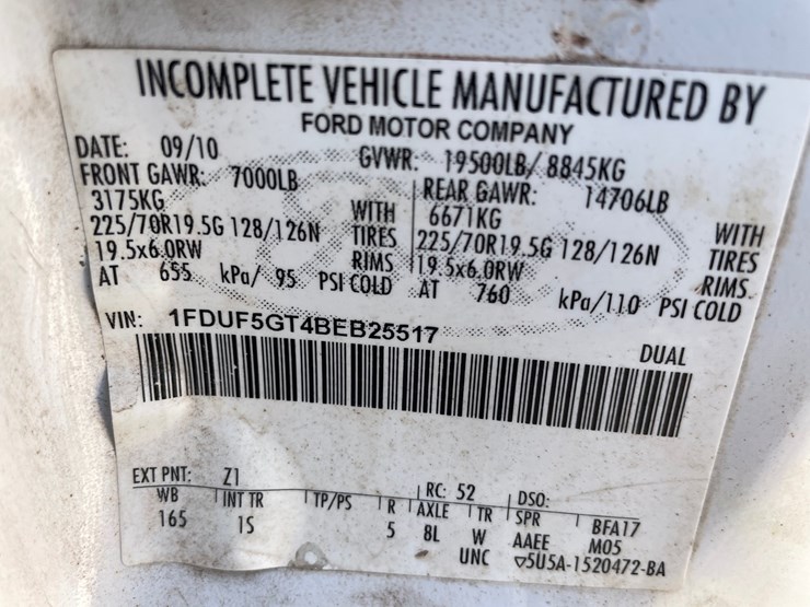 2011-ford-f550-image-104