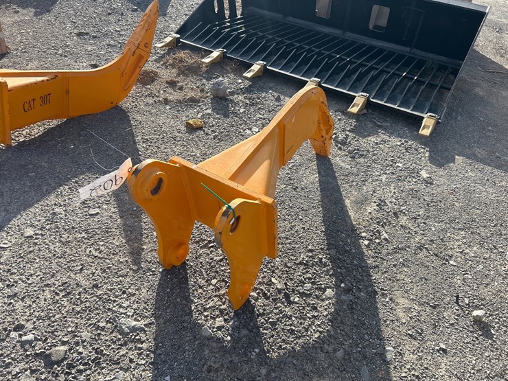 caterpillar-307-image-2