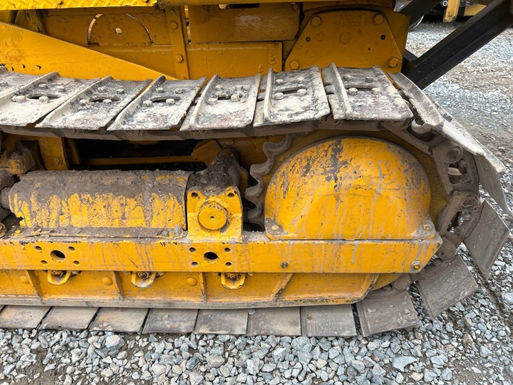 john-deere-350-image-46