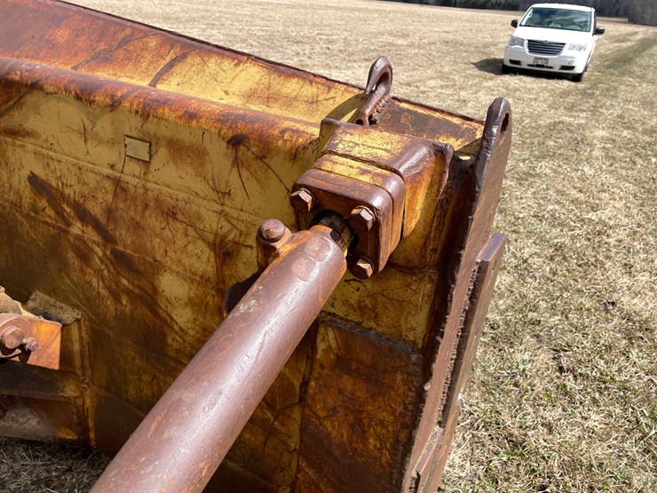 caterpillar-d7-image-23